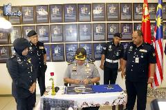 12208833_1068769396466700_83697460315315562_n