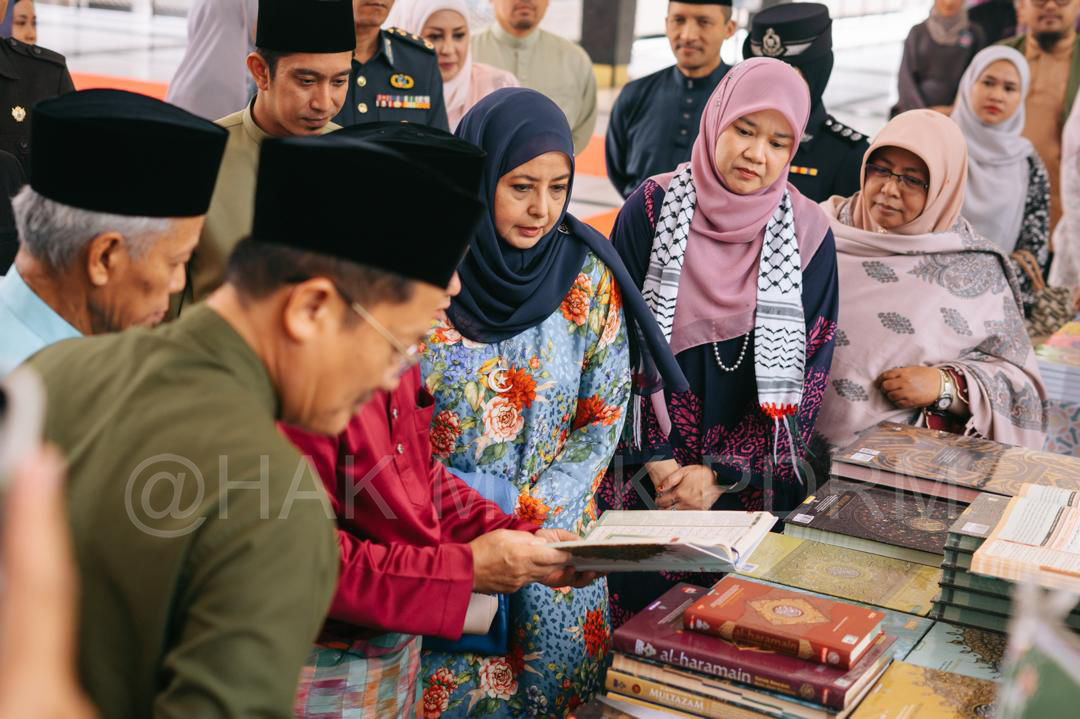 435757256_821486246678264_3820812664652122018_n