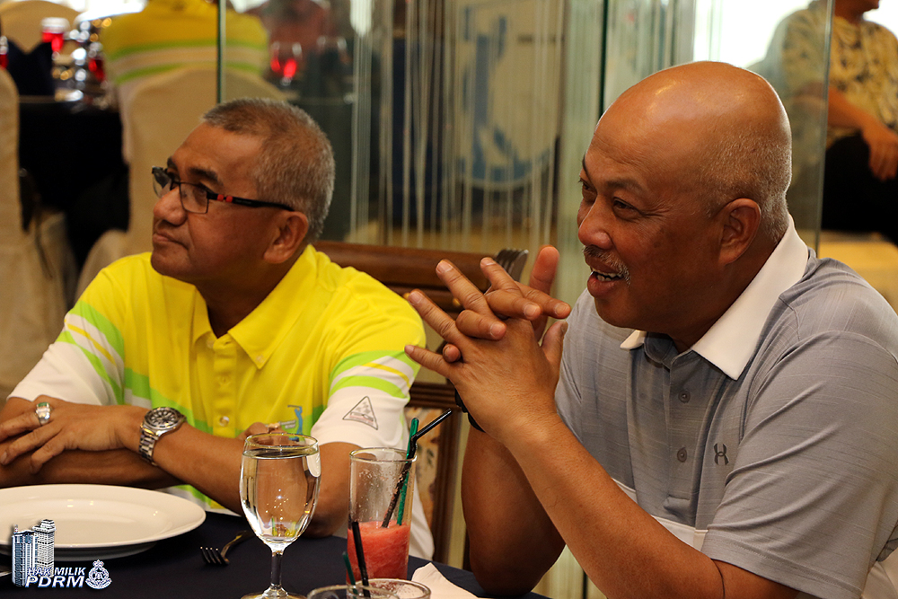 Ketua Polis Negara bersama Panglima ATM... 43