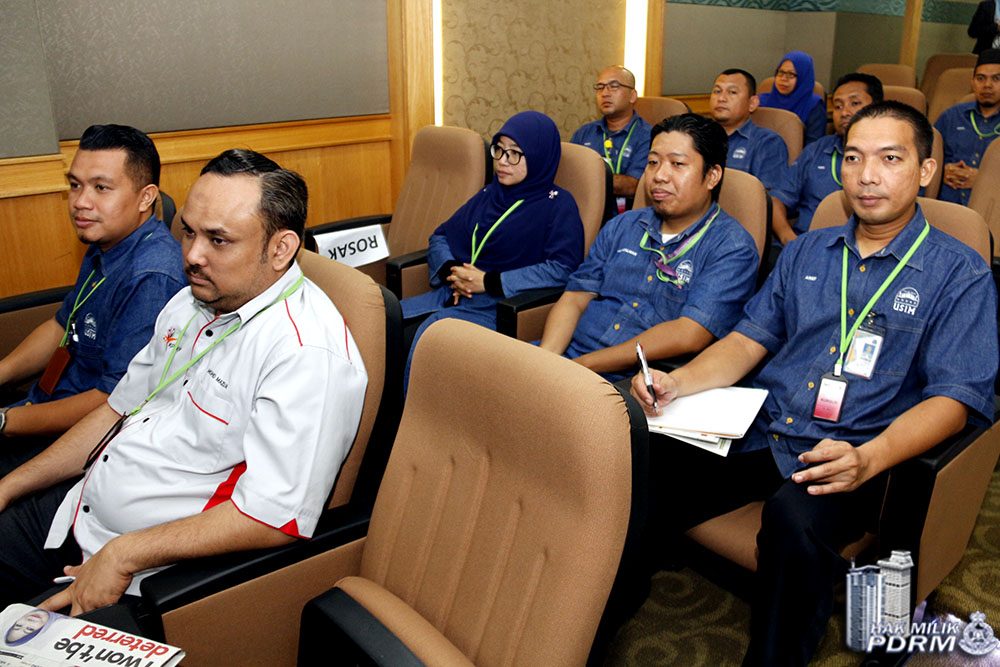 Antara yang hadir (2)